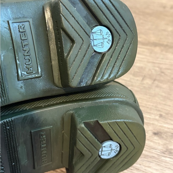 Hunter Women's Original Chelsea Boots Dark Olive Size 7 Waterproof Rain Boot - Picture 12 of 13